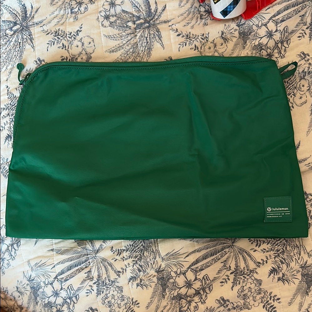Lululemon Athletica Green Pouch